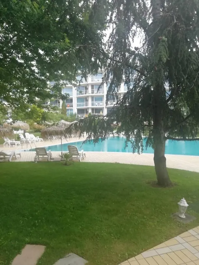 Atlantis Resort D111 Апартамент 부르가스